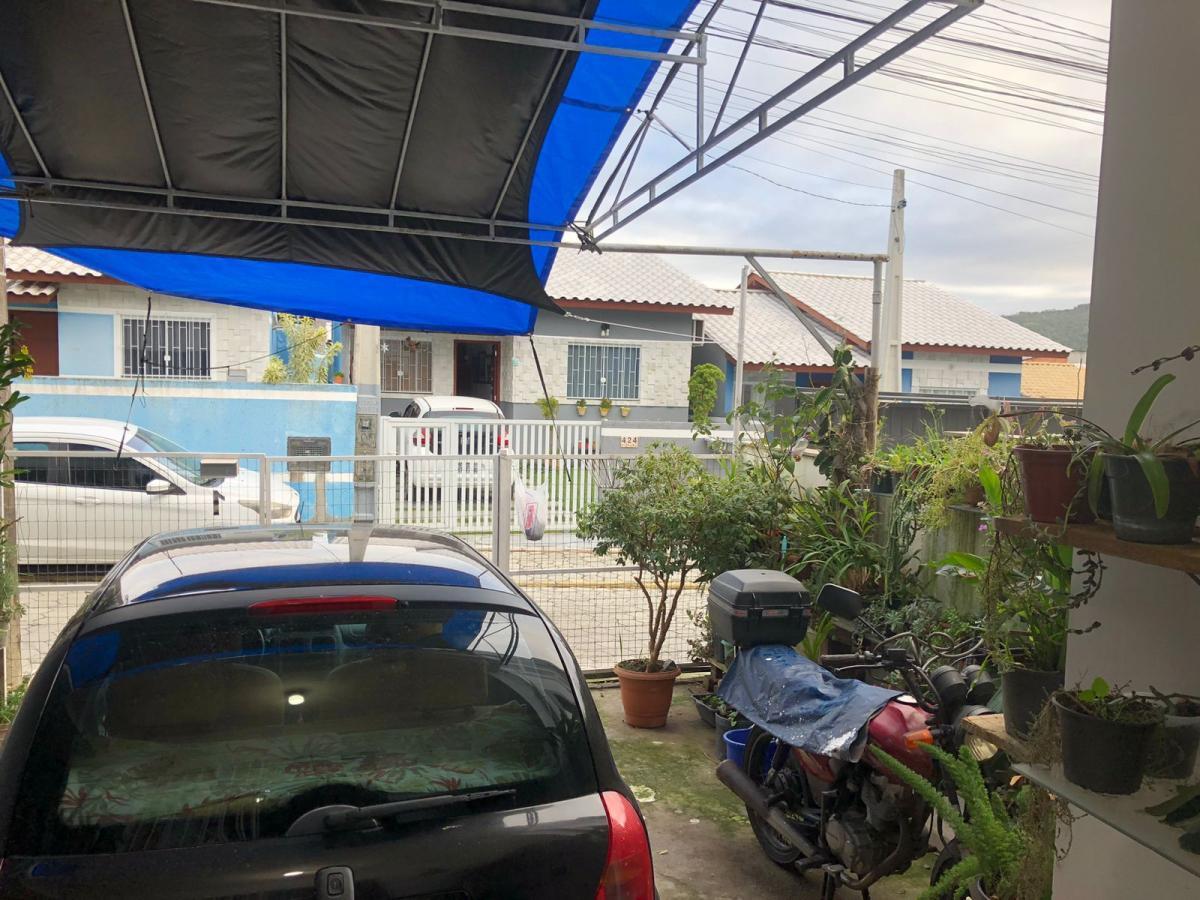 Sobrado para Venda - Florian�polis, S�o Jo�o do Rio Vermelho, 2 dormit&oacute;rios, 2 banheiros, 1 vaga