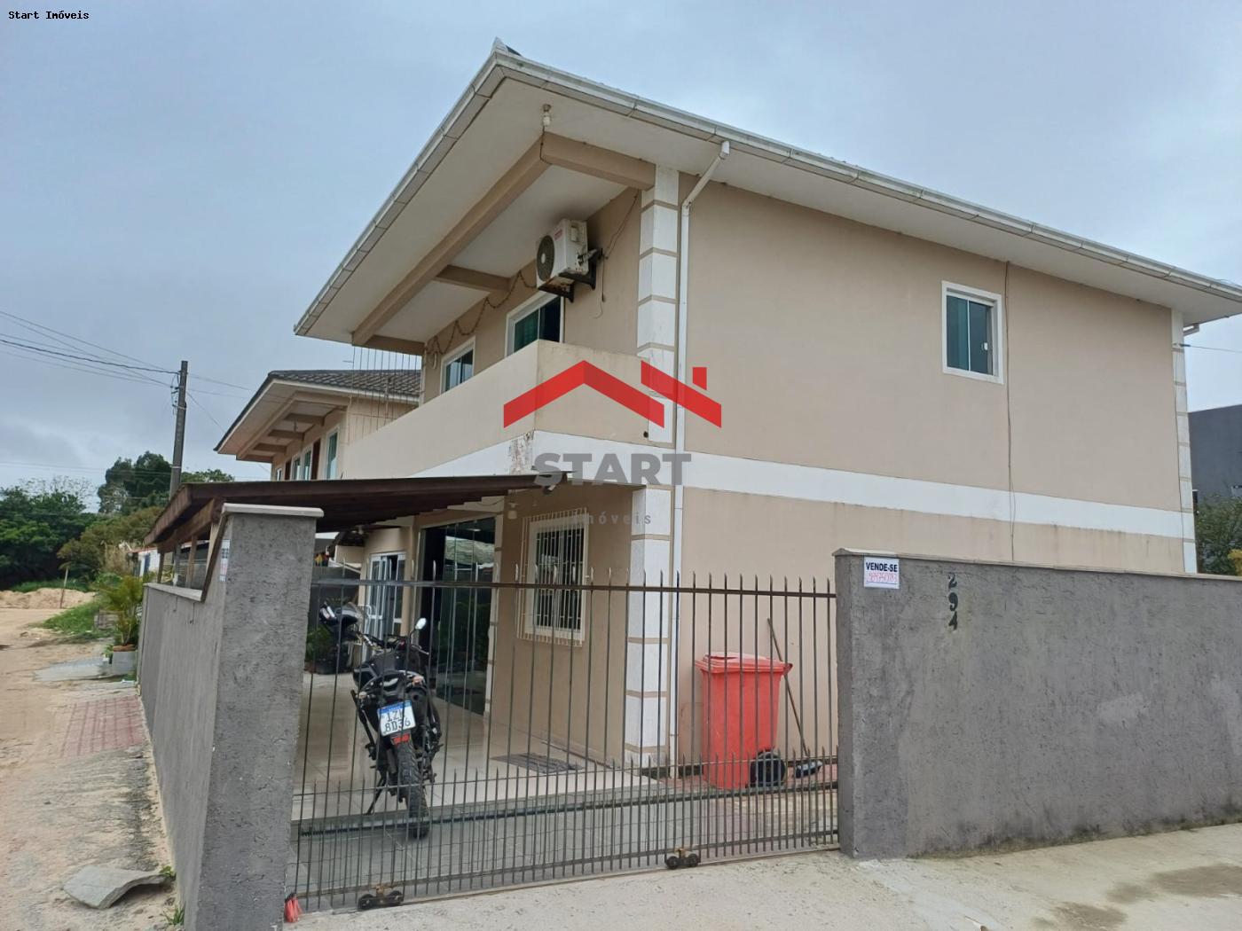 Casa para Venda - Florian�polis, S�o Jo�o do Rio Vermelho, 3 dormit&oacute;rios, 2 banheiros, 3 vagas