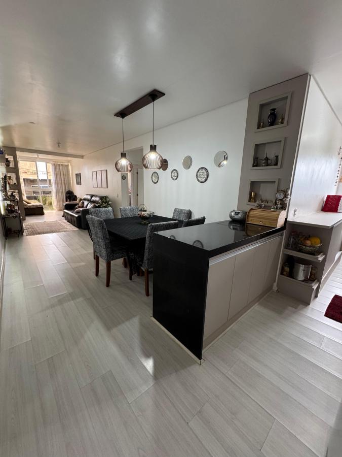 Apartamento para Venda - Florian�polis, Ingleses do Rio Vermelho, 2 dormit&oacute;rios, 2 banheiros, 1 vaga