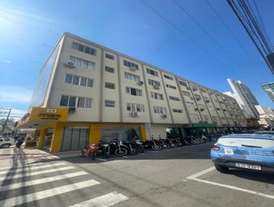 Apartamento para Venda, em Balne�rio Cambori�, bairro Centro, 2 dormit�rios, 1 banheiro, 1 su�te