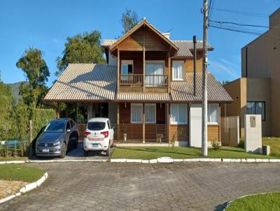 Casa para Venda, em Florian�polis, bairro Vargem Grande, 3 dormit�rios, 4 banheiros, 2 su�tes, 2 vagas