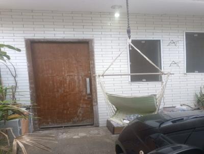 Sobrado para Venda, em Florian�polis, bairro S�o Jo�o do Rio Vermelho, 2 dormit�rios, 2 banheiros, 1 vaga