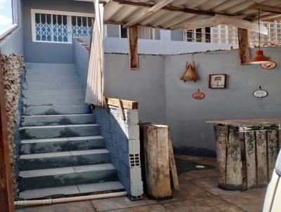 Sobrado para Venda, em Florian�polis, bairro S�o Jo�o do Rio Vermelho, 2 dormit�rios, 1 banheiro, 2 vagas